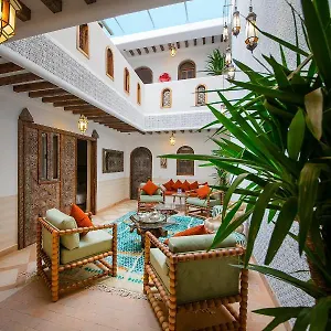 Cologne & Riad
